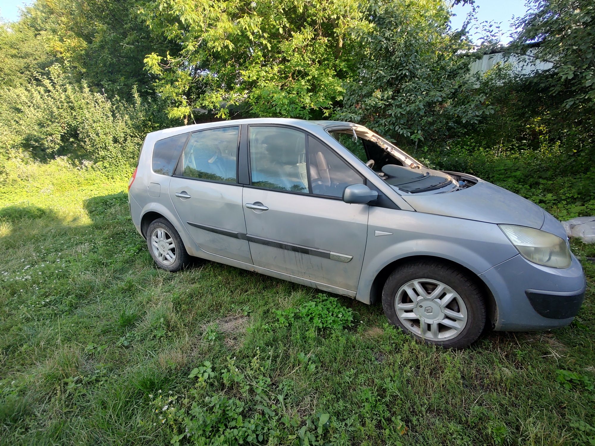 Рено гранд сценік 2