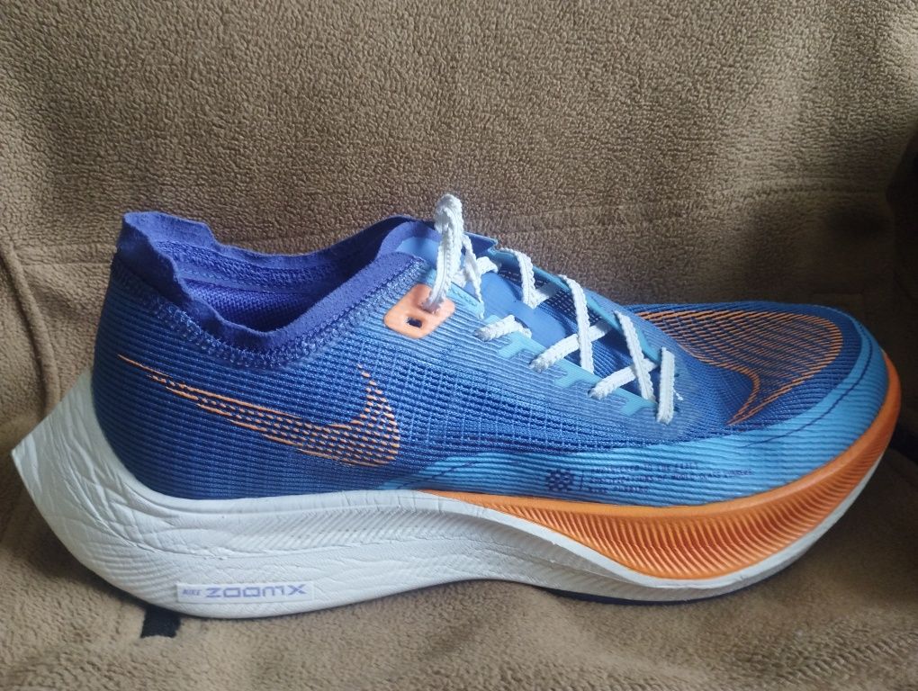 Оригінальні кросівки Nike ZoomX Vaporfly Next% 2 FD0713-400.