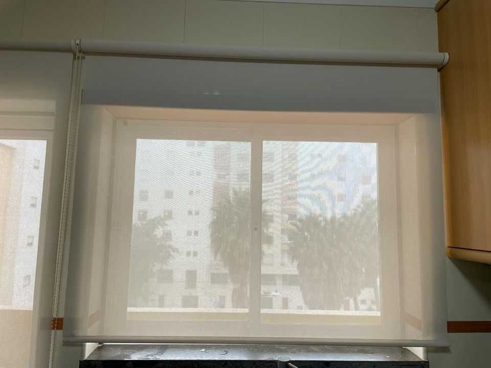 Estore de rolo Decoscreen 135x250