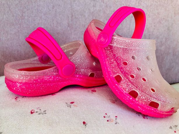 Crocs Chicco rosa com purpurinas - como NOVAS! T26