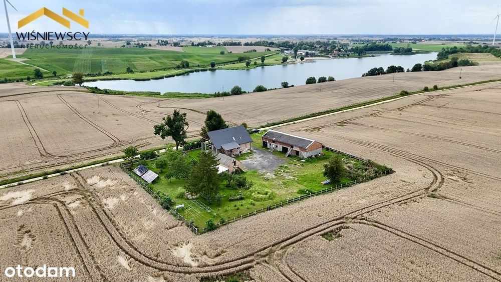 Siedlisko 160 m² + budynki, 4500 m², jezioro