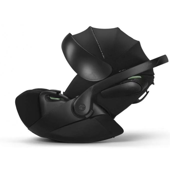 Продам автокрісло Cybex Cloud T+адаптери в подарунок