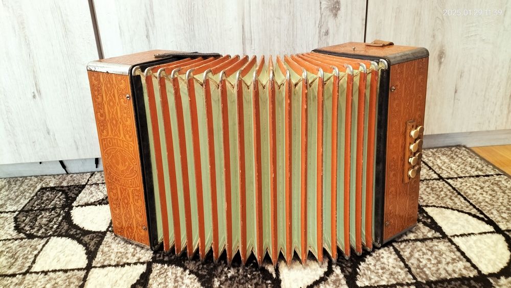 Akordeon lata 30 HOHNER