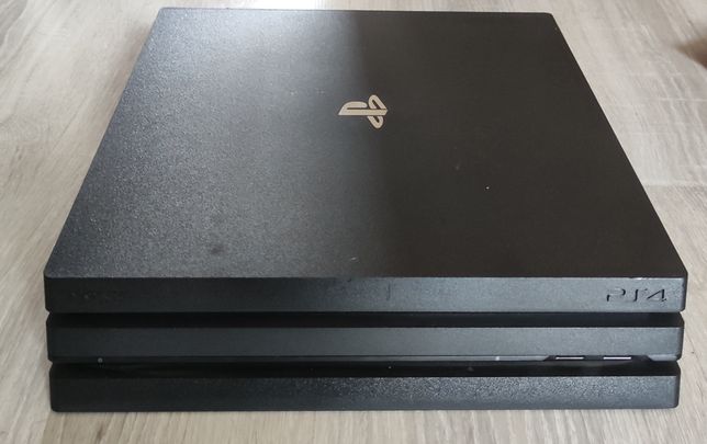 PlayStation 4 PRO 4K 1TB