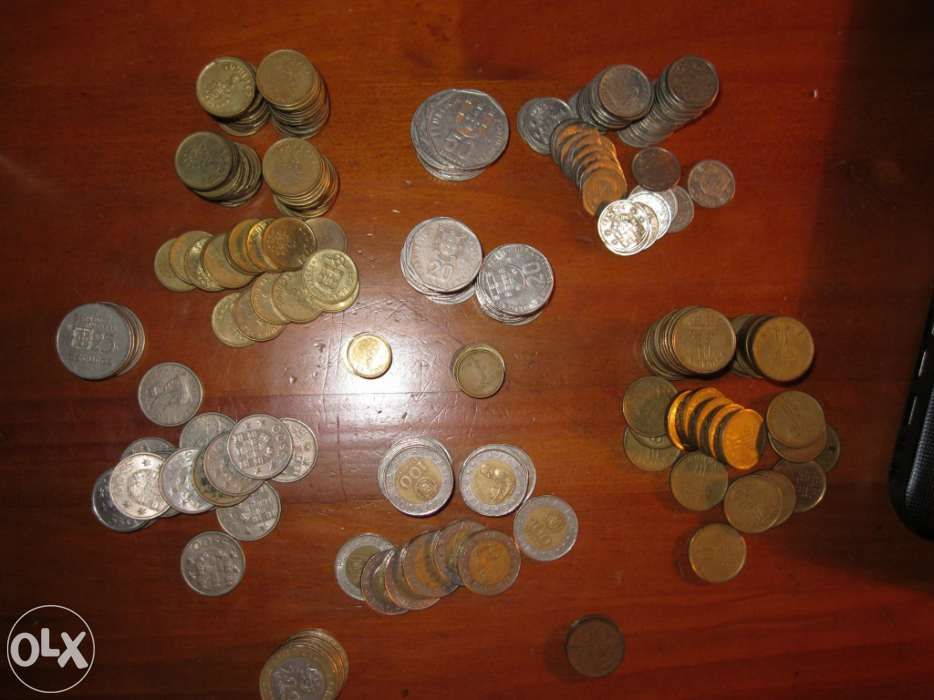 Lote de 1557 moedas portuguesas de vários anos