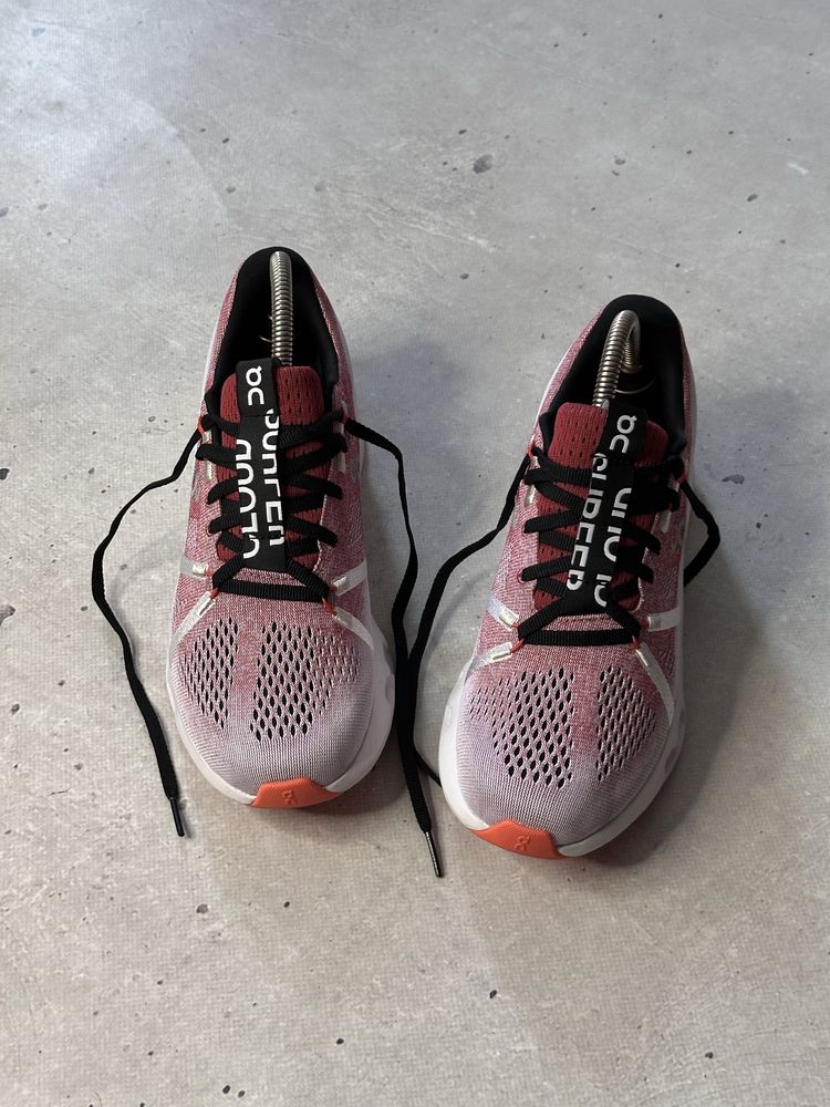 On running cloudsurfer woman’s shoes original жіночі кросівки оригінал