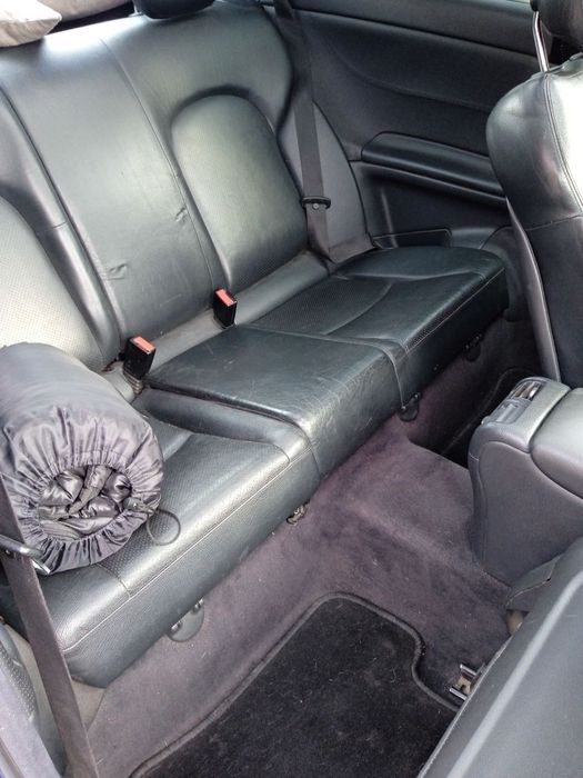 Смарагдовий  Мерседес-Веnz  С200 купе автомобіль на  газу