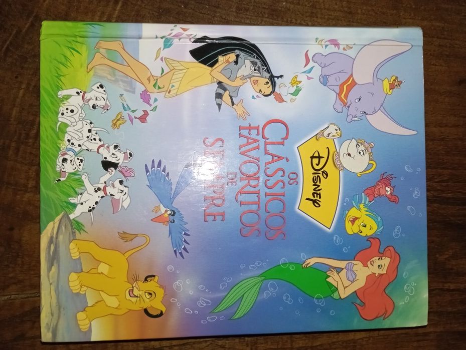 Livro Infantil Vintage "Os Clássicos Favoritos de Sempre" - Disney