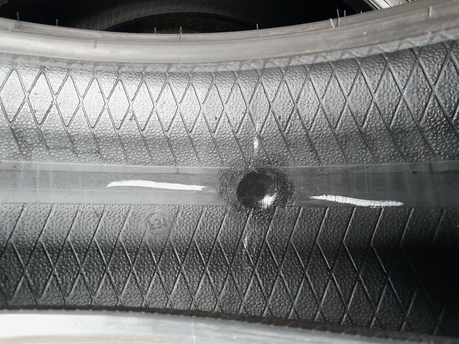 GOODYEAR 235/65R17 104W SUV , pojedyńcza opona letnia.