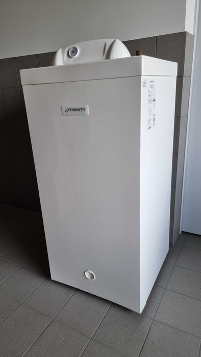 PODGRZEWACZ Ciepłej wody użytkowej c.w.u. TRINNITY SQ 110 z wężownicą