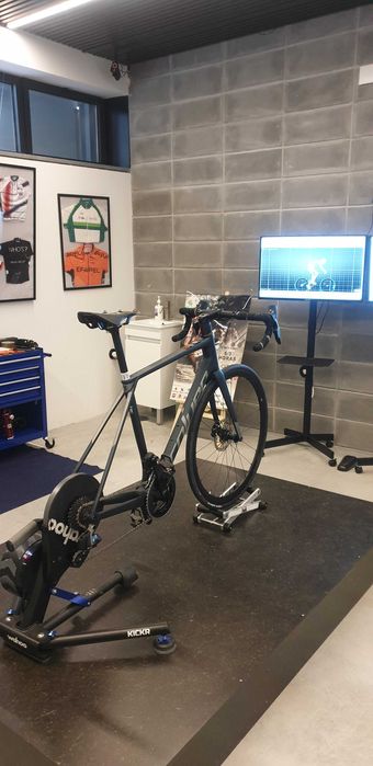 Bicicleta Estrada Endurance Coluer Invicta Disc 5.8 - 56 L