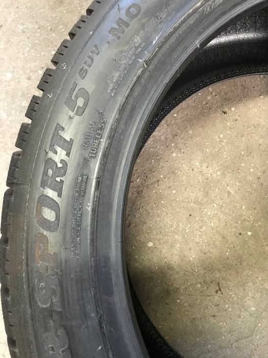 Opona 255 45 R20 Dunlop Zima