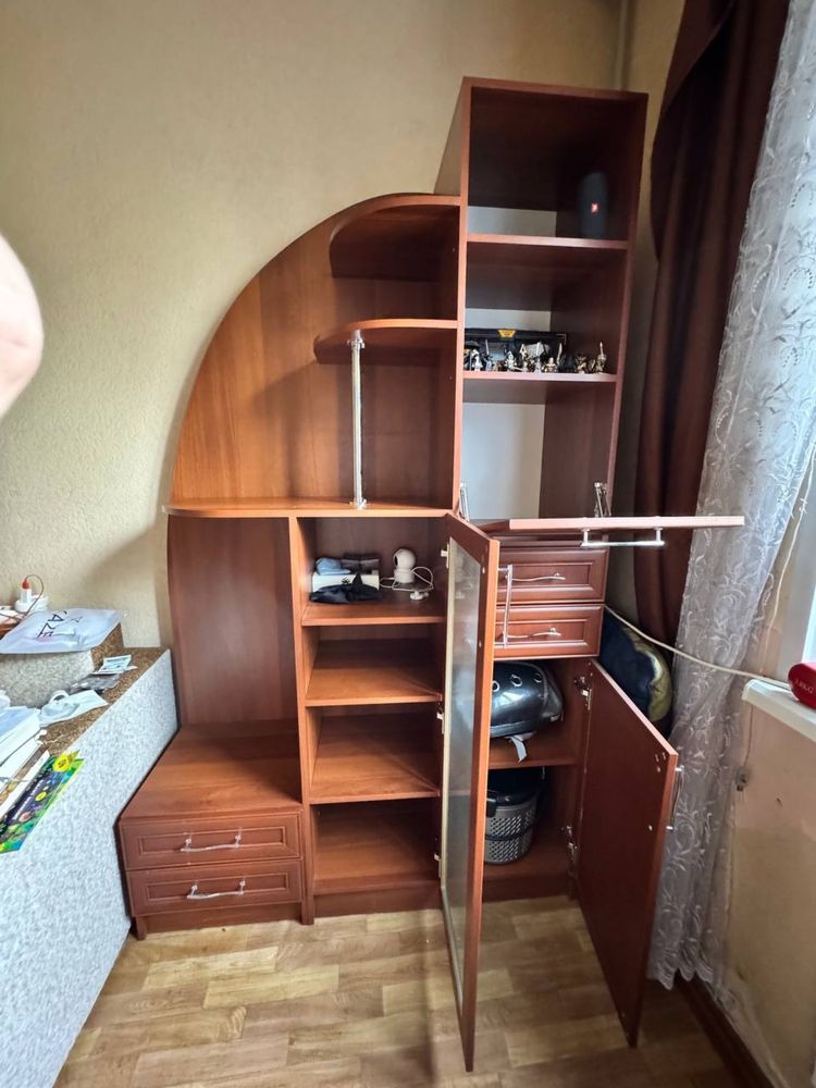 Продаю ШАФУ,  Камʼянське, правий берег