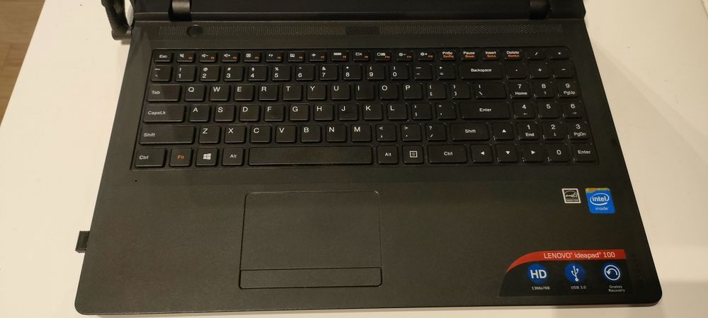 Laptop Lenovo 80 MJ 100-15IBY + torba