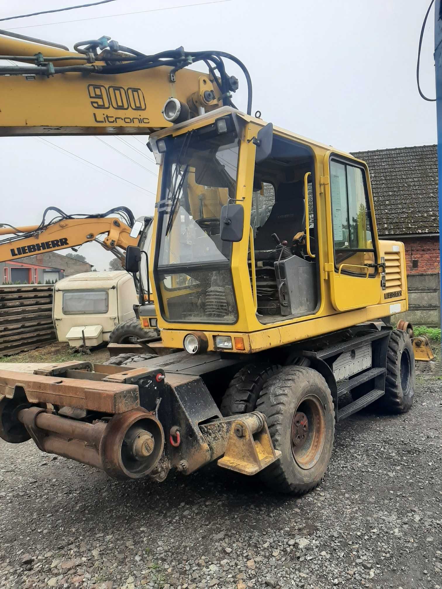 koparka dwudrogowa Liebherr A 900C ZW