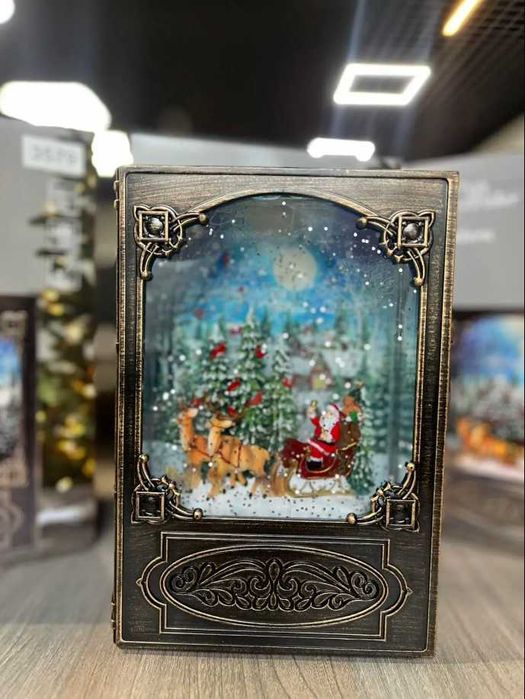 Музыкальная новогодняя книга — ночник и шкатулка в одном