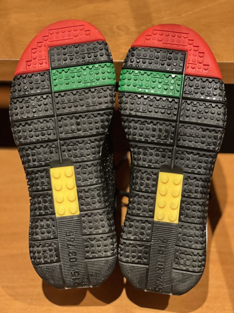 Tenis Adidas Lego