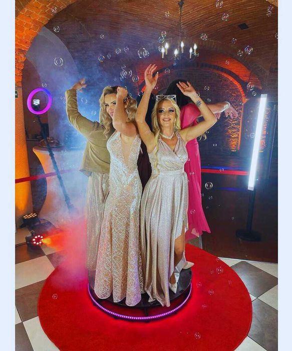 Fotobudka360, iskry, miny, ciężki dym, pierwszy taniec, księga gości