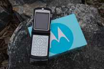 Телефон Motorola Razr v3 черный | Новый в пленках