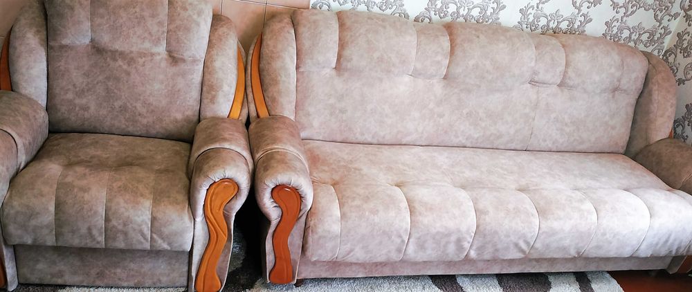 Диван і крісло-ліжко