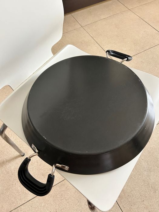 Frigideira de paelha Nova