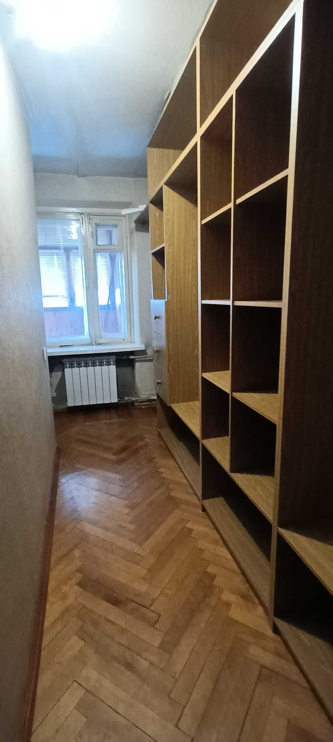 Продаж3   кім.Харківське шосе 21/6, 81 кв.м.-76000у.о, без комісії.