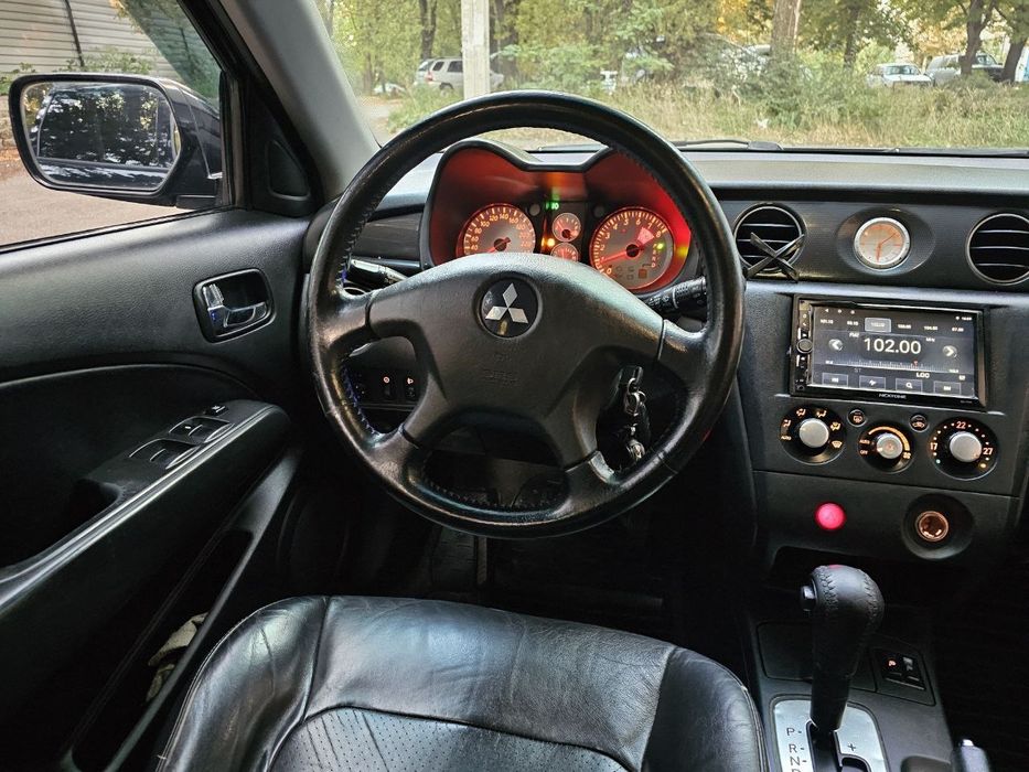 Mitsubishi outlander 1 2007р. 2.4 автомат