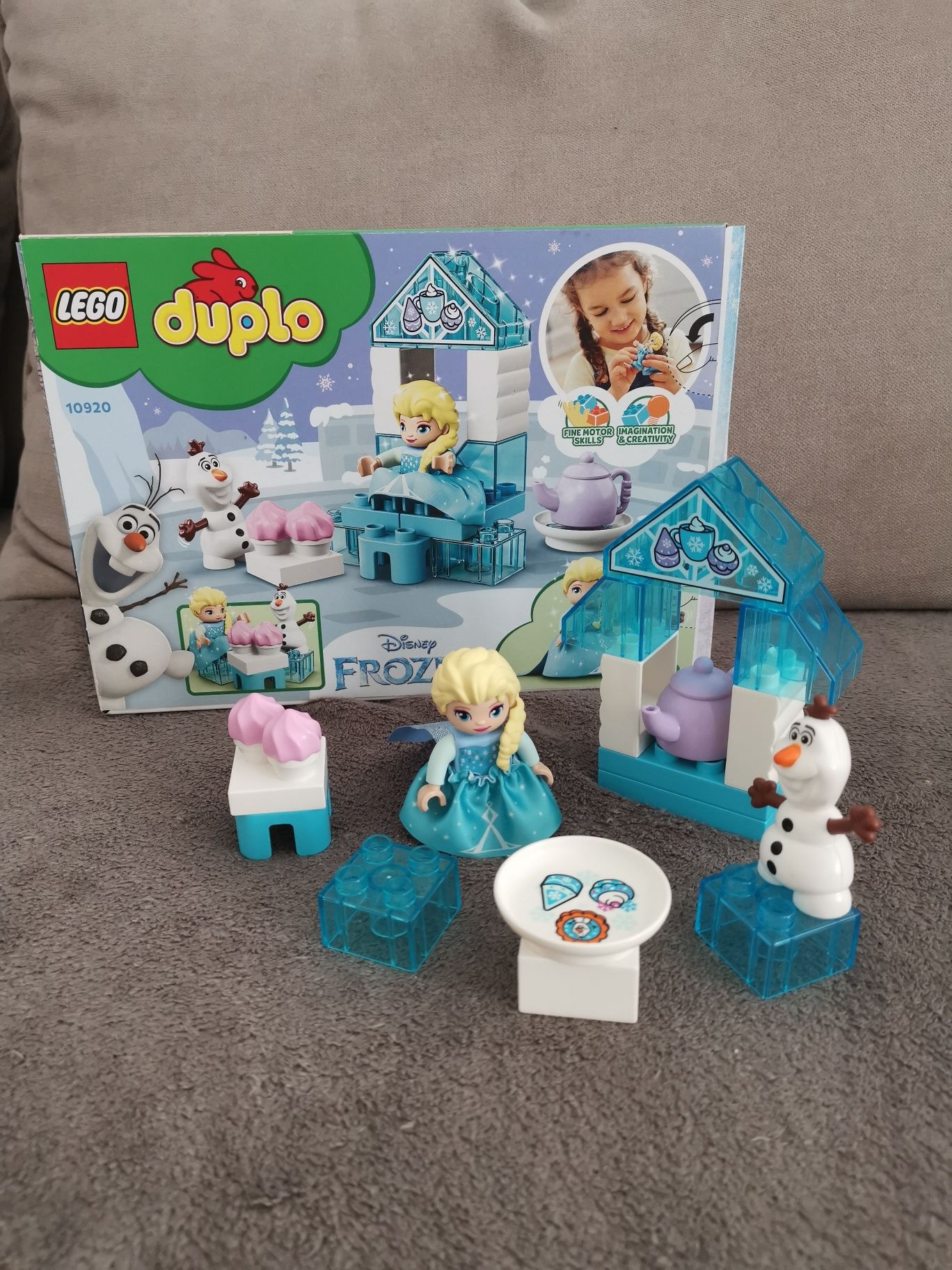 Lego Duplo 10920 - Kraina Lodu Popołudniowa herbatka u Elsy i Olafa