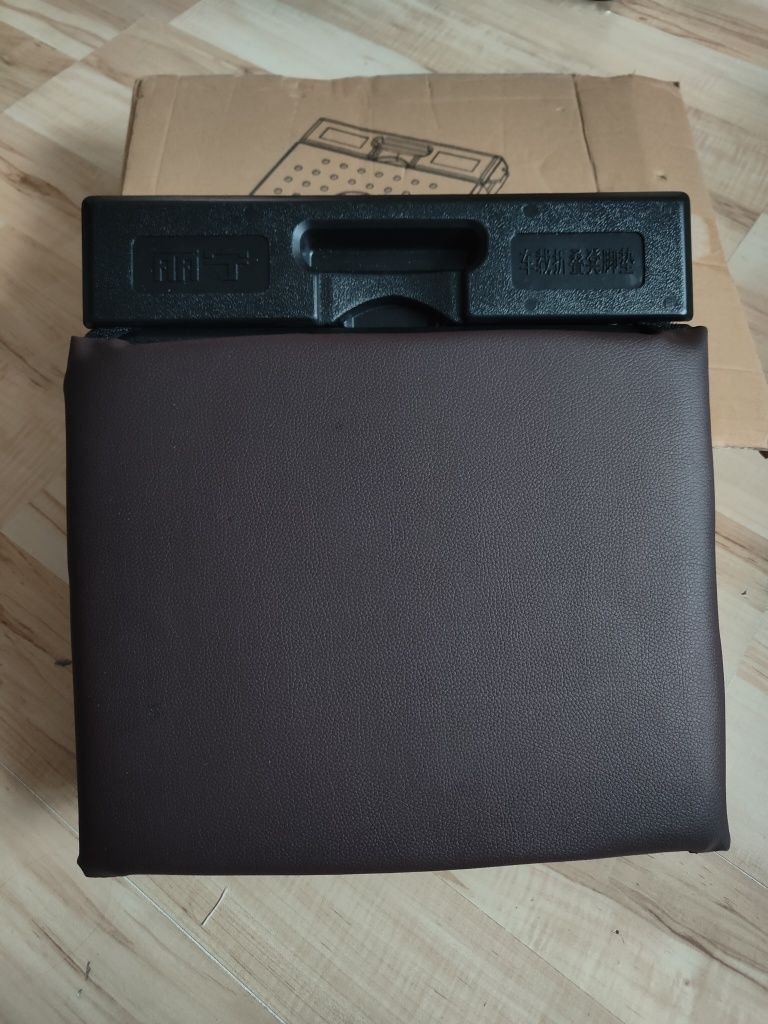 Podnóżek ergonomiczny regulowany pod biurko O119