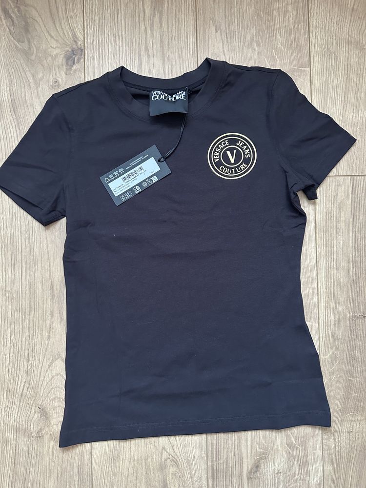Жіночі футболки Versace Jeans Couture р. M, L