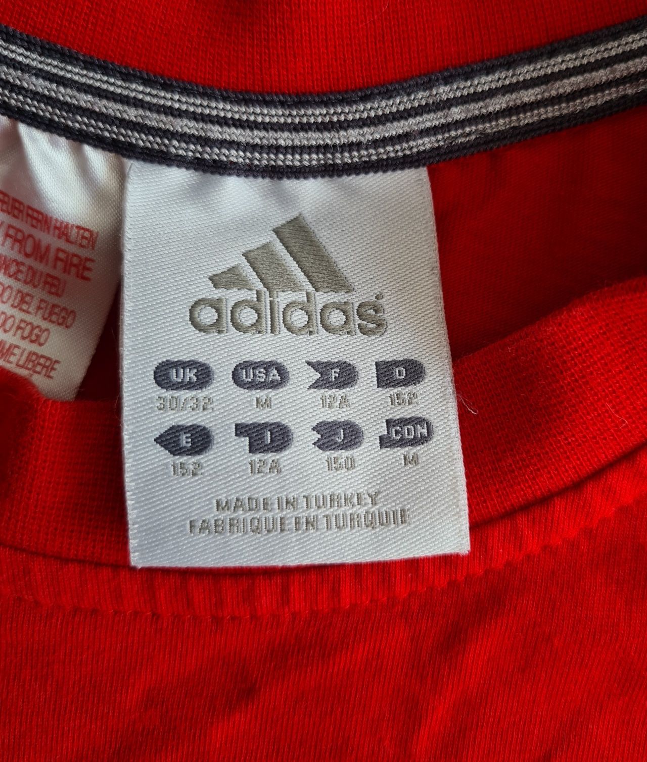 Czerwona koszulka Adidas M