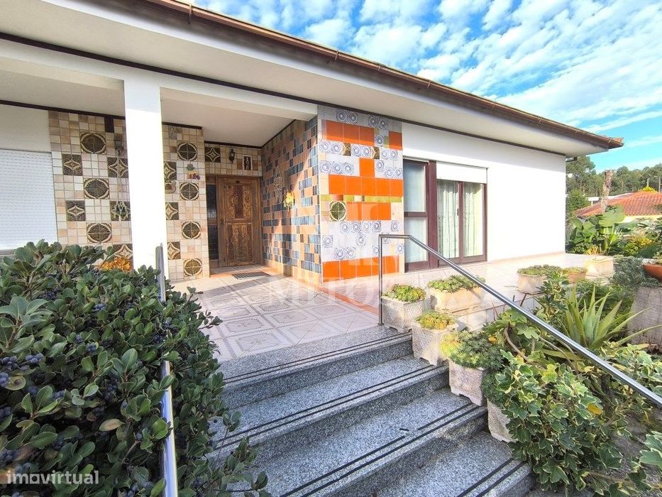 Moradia T3+2 térrea para venda em Vila Nova de Anha - Viana do Castelo