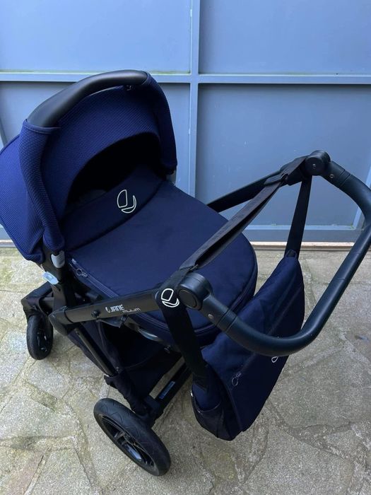 Carrinho de bebé trio muum e matrix + mala maternidade e acessorios