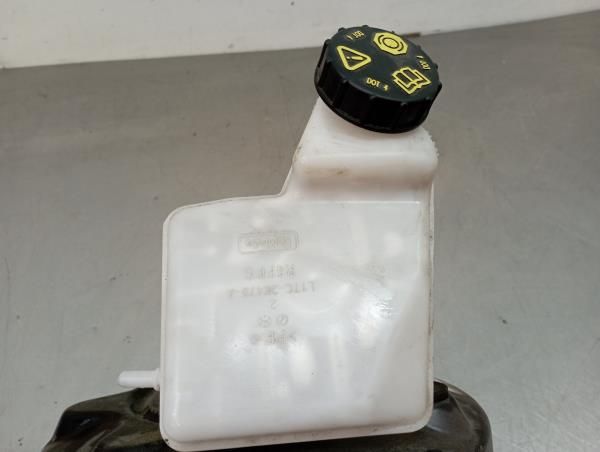 Bomba central dos travões FORD Fiesta VII (HJ, HF)