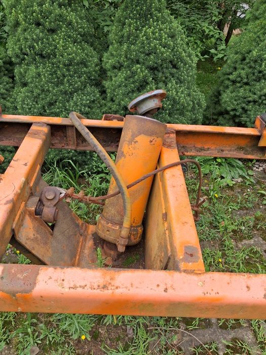 Rama pod kiper z siłownikiem