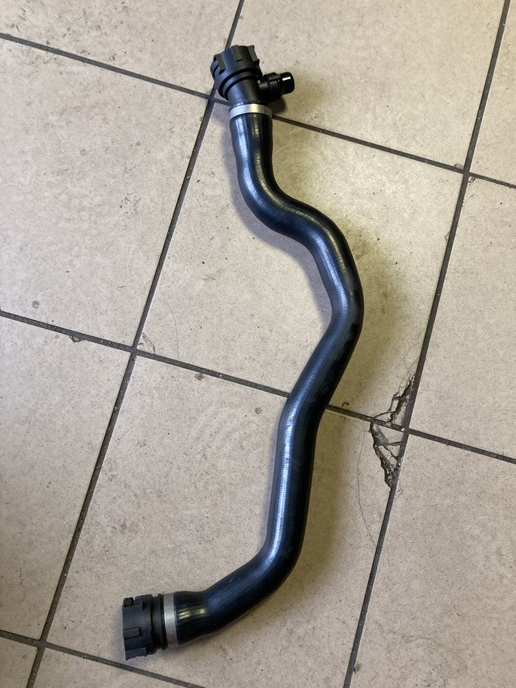 Bmw g11 g12 g30 g31 540i 740i b58  przewód wąż  płynu chłodniczego