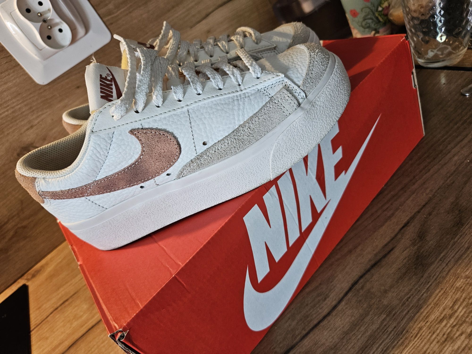 Nike BLAZER r. 37,5