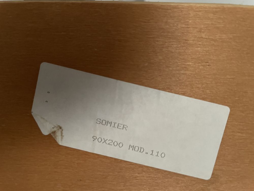 Cama de solteiro com arrumação + colchão ortopédico