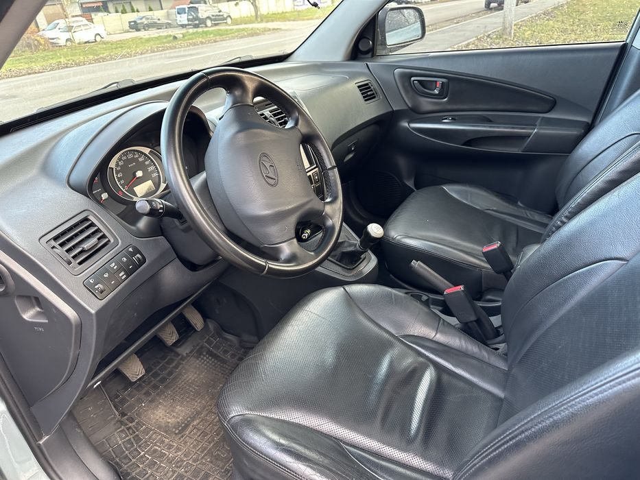 Продам Хюндай Туксон 2008 г 4 WD