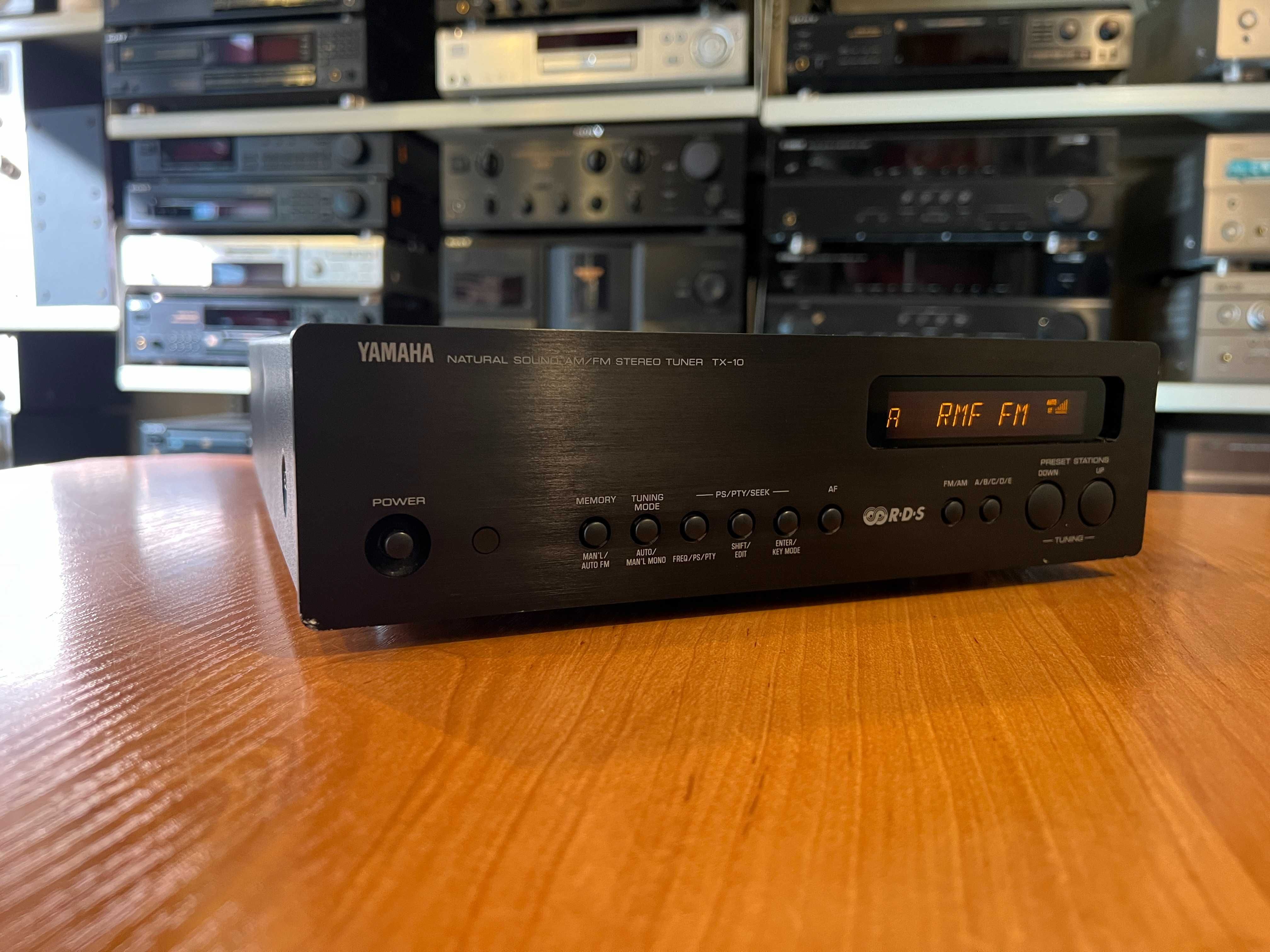 Tuner Yamaha TX-10 Audio Room