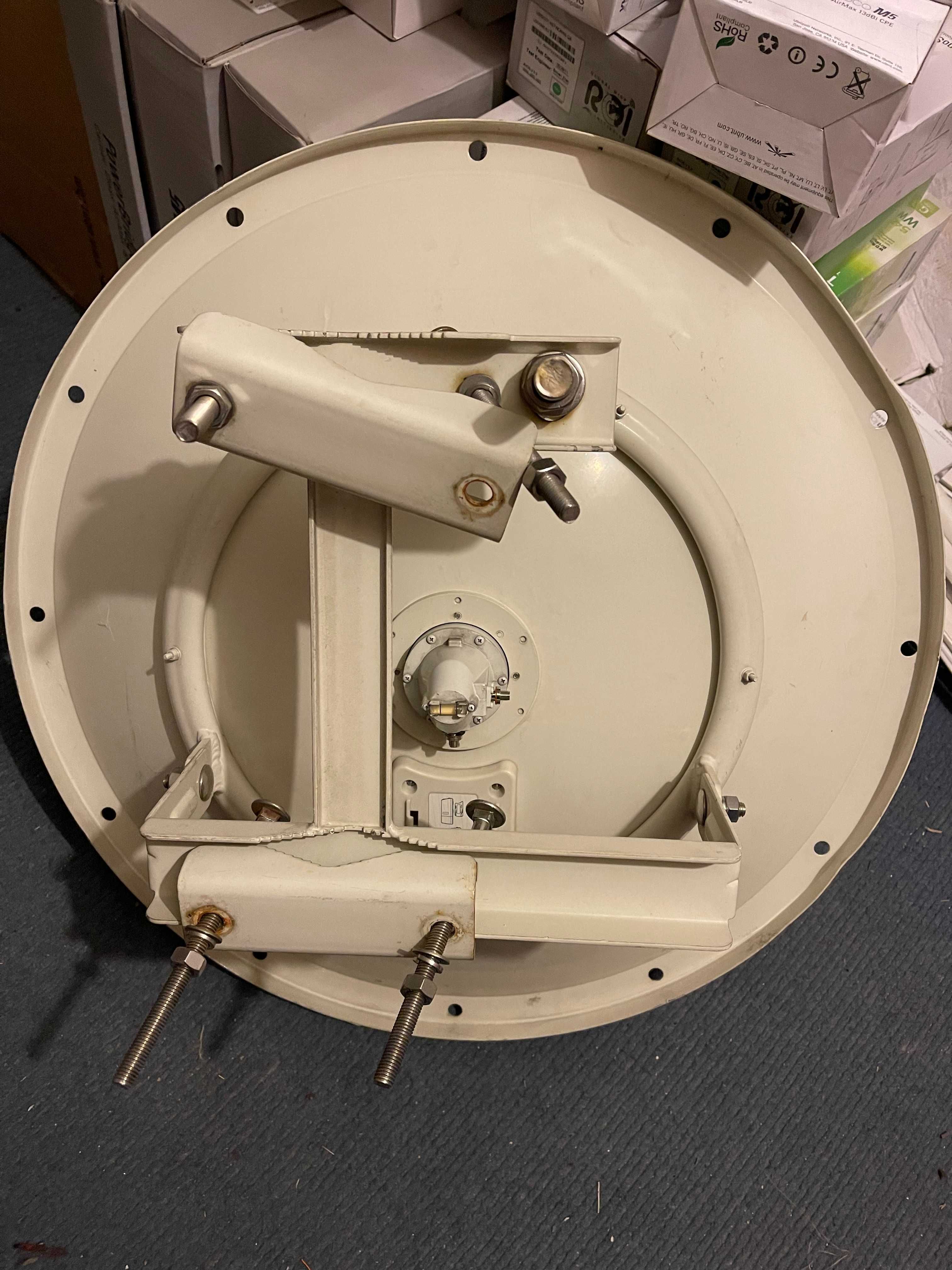 Antena RocketDish-5G30  Ubnt 30 dBi 2xMIMO ubiquiti