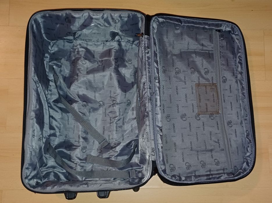 Mala/trolley de viagem pequena, em ÓTIMO estado