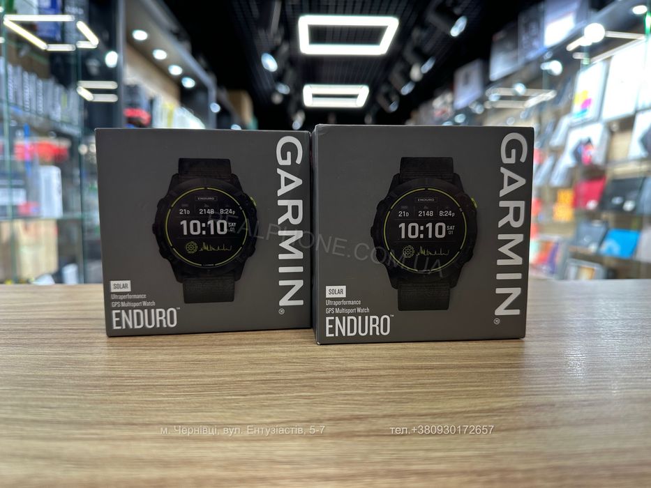 Смарт-годинник Garmin Enduro Carbon Gray Titanium