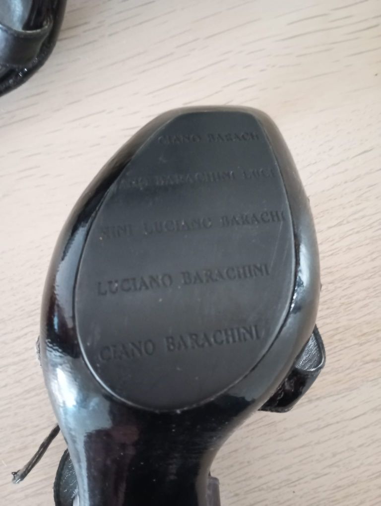 Sapatos Luciano Barachini Tamanho 40