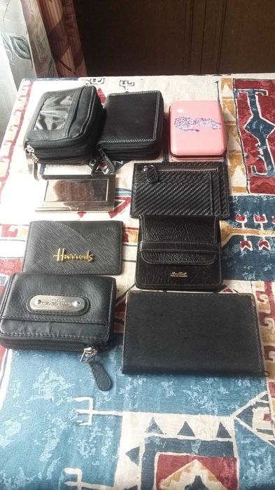 Кейс для кредитных и визитных карточек, портмоне.