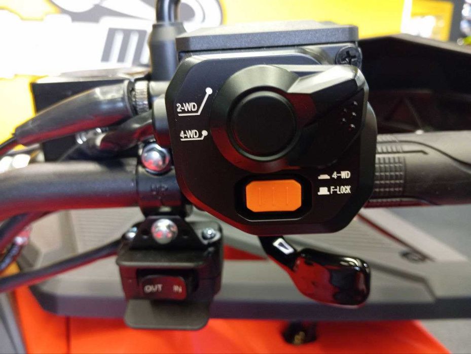 Квадроцикл APOLLO Cyberroamer CR300