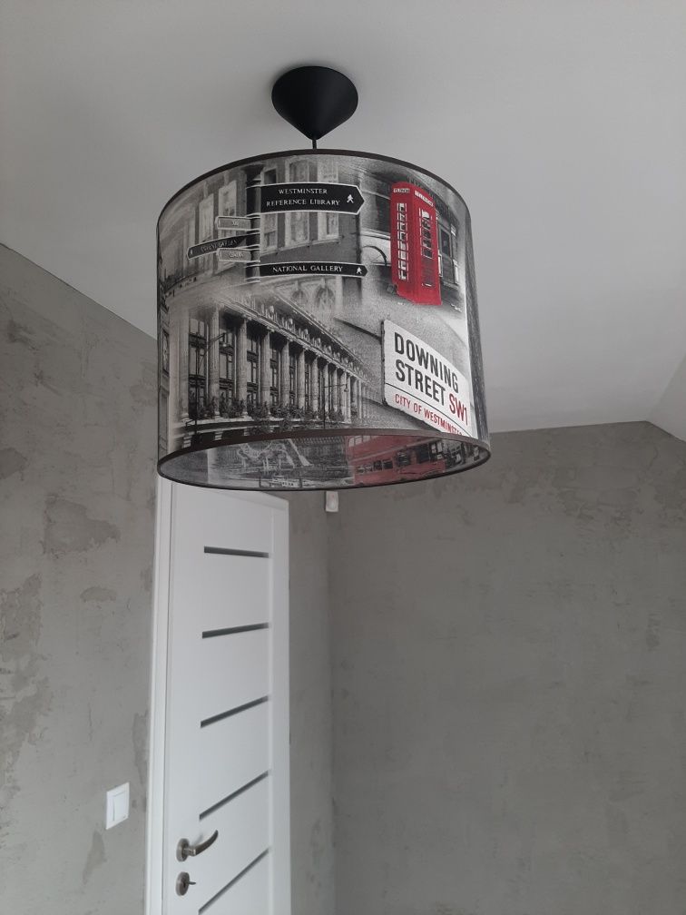 Lampa wisząca, Londyn