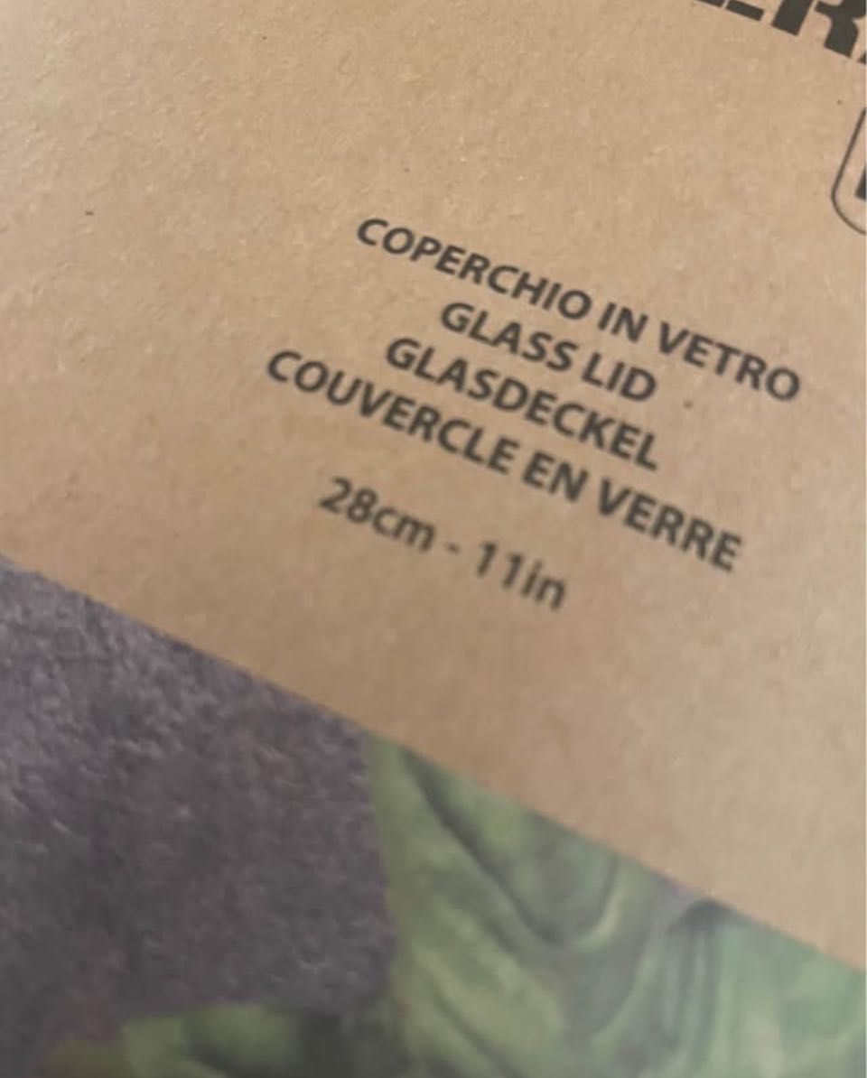Tampa 28cm/ coleção selos Continente.