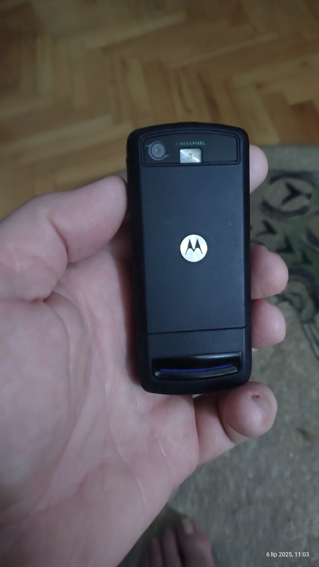 Kolekcjonerski Motorola RIZR Z3 prawie idealny