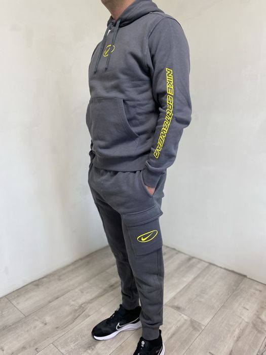 Чоловічій спортивний костюм Nike HJ 3967-021